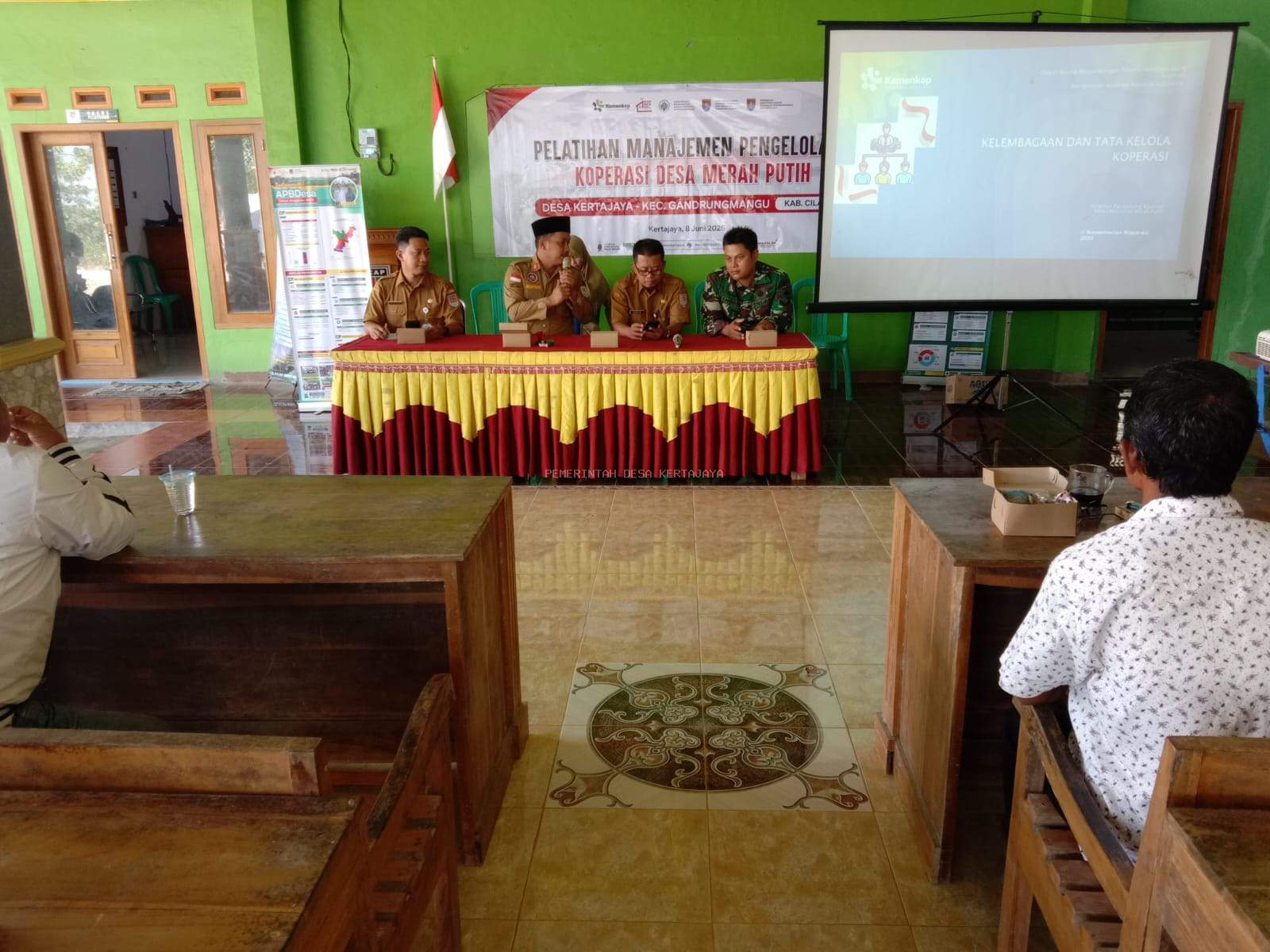 TINGKATKAN KAPASITAS PENGURUS KOPERASI, PEMDES KERTAJAYA GELAR PELATIHAN MANAJEMEN KOPERASI DESA MERAH PUTIH